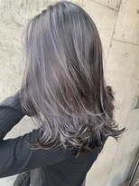 アルカナ 明治神宮前原宿(ARCANA)&nbsp;色落ちはホワイトに◎グレージュハイライト