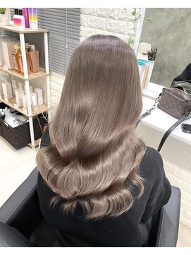 ニノ(nino) 【NINO】柔らかいグレージュカラー