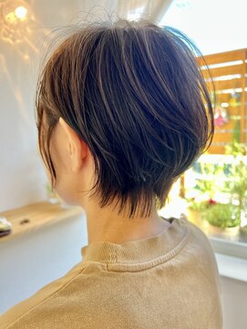 ベコホーム(BE CO HOME) シルエット抜群ショートスタイル