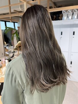 ユミリーバイルコル(umily by RuCOR.) ハイライト/インナーグレージュ/髪質改善/ブリーチ/縮毛矯正