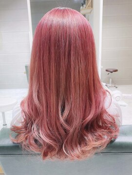 デイズ(days) *ロングレイヤーカット!レッドヘアカラー ピンクカラー原宿
