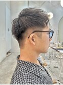 刈り上げツーブロックアップバングショートビジネスメンズヘア