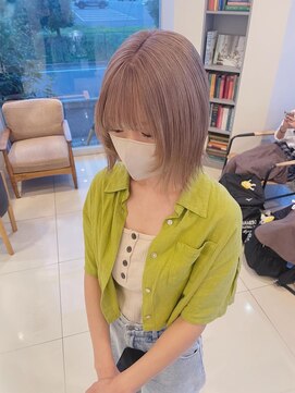 アース 小松店(HAIR&MAKE EARTH) ミルクティーベージュ_ダブルカラー_ミニボブ切りっぱなし