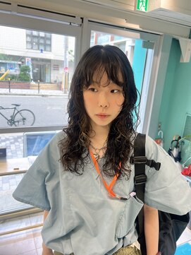 リーホリエ(Lee Horie) ロングレイヤーパーマ 【MOMOKA】