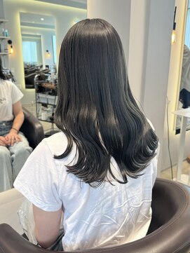 ケリーアン 太田(kelly.un) オリーブグレージュ / うるつやミディ / 透明感カラー /群馬太田