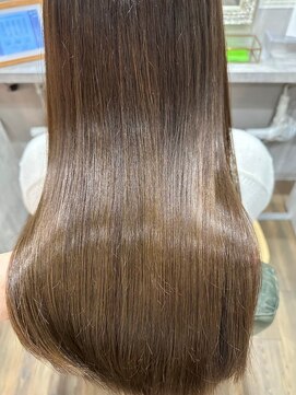 フロウクラウド(FLOW CLOUD) 艶髪ストレート