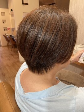 ヴィサージュクルー(VISAGE crew) 軽めな質感×コンパクトなショートデザイン