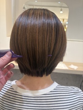 トウロウ 川口店(TOU/ROU) 大人ショート　白髪ぼかし　 脱白髪染め　ハイライト30代40 代