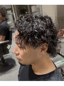 クヴェル(Kvell) 大人色気ツイストスパイラル