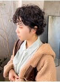 くるくるスパイラルパーマ ボブ ショート 黒髪