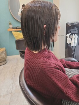 ベラ(Bella) 《Bella吉祥寺》透け感ストレートボブ