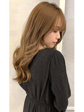 エテバイリリア(ete by LILIA.) 清楚なコテ巻きスタイル