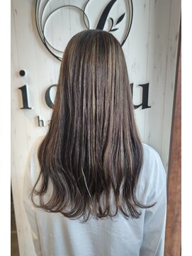 イコウヘアデザイン(icou hair design) 脱白髪染めハイライト×オリーブベージュ