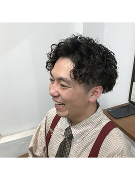 リップス ヘアー(Lips hair) メンズスパイラルパーマのアレンジヘア♪
