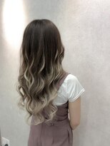 レヴェリー(REVERIE) #エクステ#プルエクステ#グラデーション#ギャル