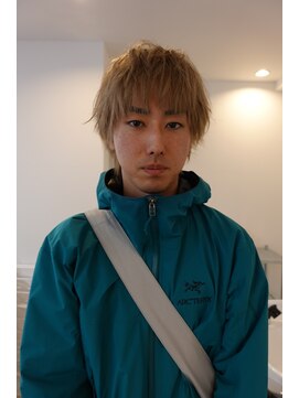 シイ(SIE) シャギーショート×ブロンドベージュ