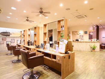マウピティ(maupiti)の写真/西海岸をイメージしたレトロリゾートな空間！落ち着いた雰囲気でリラックスしながら施術を受けられます◎