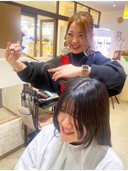 デザイニングヘアードゥ(designing hair Deux)の写真/美容室が苦手…と思っている方にもオススメ♪アットホームな雰囲気で居心地の良さが人気の秘密☆
