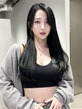 ミンクスオーバー(MINX OVER) 韓国ヘア/レイヤーカット/前髪顔まわりカット/縮毛矯正/髪質改善