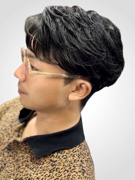 アノ(Ano.) 大分カットパーマフェザーショート