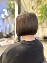 アトリエ ファゴビス(ATELIER FAGOT Bis)&nbsp;【Yuine】ぱつっとラインが可愛い！ショートボブ