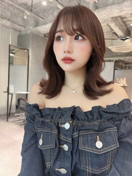 美髪レイヤーカット/顔まわりレイヤー/くびれミディアムレイヤー