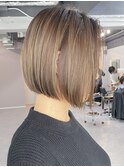 ボブ前髪なしハイトーンダブルカラー小顔ヘアブリーチなし