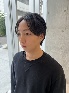 カケル(×.) メンズ/毛流れセンターパート