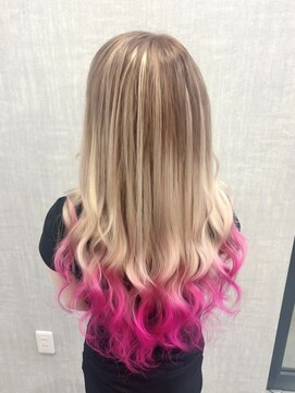 ラニシス ヘアー(Lanisis Hair) ピンク☆裾カラー！
