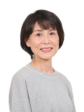 えがお美容室 奈良店 50代・60代に人気☆品格ショートスタイル