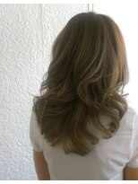 フェリシータ 服部店(felicita)&nbsp;ウェービーロング×抜け感イルミナカラー