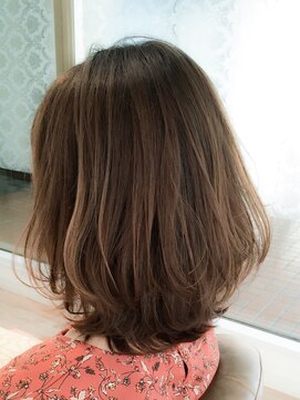 リプル(Ripple) 【リアルサロンワーク】ナチュラルグレージュ×レイヤーボブ