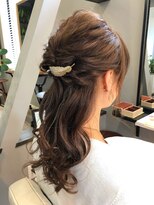 デイジー(Daisy)&nbsp;エレガントハーフアップ