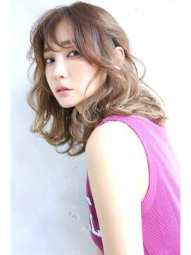 ブラン 広島本通(Blanc) 【Blanc/広島】ベージュカラー/無造作カール/くびれセミディ