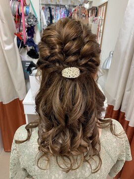 ビューティック ハラジュク(Hair&Make Beautique Harajuku) もこもこハーフアップ