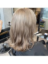 エイト 池袋店(EIGHT ikebukuro)&nbsp;ミルクティーベージュ