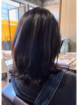 ニカ(NIKA) レディース外はねグラデーションミディアムスタイル