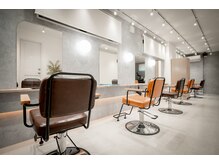 アグ ヘアー セレーノ 鴻巣店(Agu hair sereno)の雰囲気（ゆったり寛げる居心地の良い空間です。※写真はイメージです。）