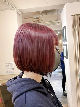 アルーシェ 新宿店(Alushe) 韓国レッド 深みカラー 艶髪