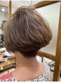 グラデーションショートボブ