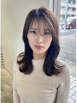 ギグスプラス(gigs+) ツヤ髪！ミディアムレイヤー