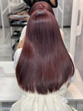 ダブルカラーだから明るい色だけというわけではありません！職場や学校などの規定に合わせることも可能！