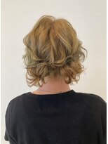 ベルグロー 北新地上通り店(BELLEGROW)&nbsp;ツインのゆるふわお団子ヘア