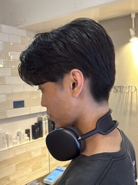 スタジオフォーエイチ(STUDIO 4H) 刈り上げショート/フェザーショート/フェザーパーマ/メンズ