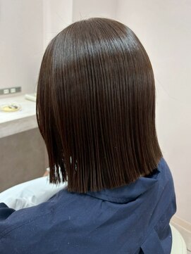 ソンノ(sonno) 切りっぱなしボブ ストレート 艶髪 髪質改善トリートメント 20代