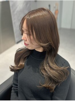 アルドーレヴェントホリエ(Ardore vento horie)の写真/トレンド×自分らしさをMIXした韓国風似合わせカット◎顔周りのニュアンスで魅せる、今っぽスタイルに♪