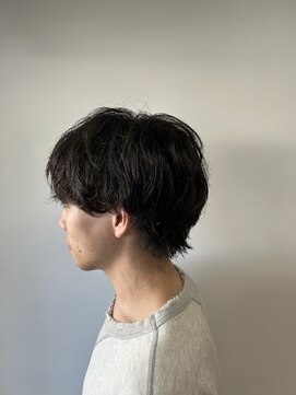 イッヒ 茅ヶ崎(IHHI) men'sウルフシャドウパーマ