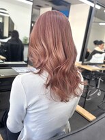 エミタス 柳通り(Emitas.)&nbsp;春に映えるやわらかピンクベージュ