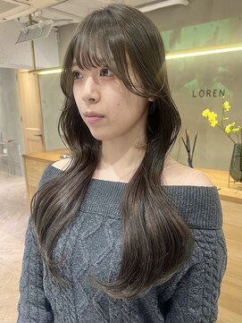 ローレン(LOREN) イメチェン/ホワイトブロンド/外ハネボブ/ワイドバング/栄/久屋
