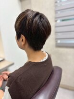 ホワイトストーン WHITE STONE&nbsp;ハンサムショート × ナチュラルブラウン暗めカラー